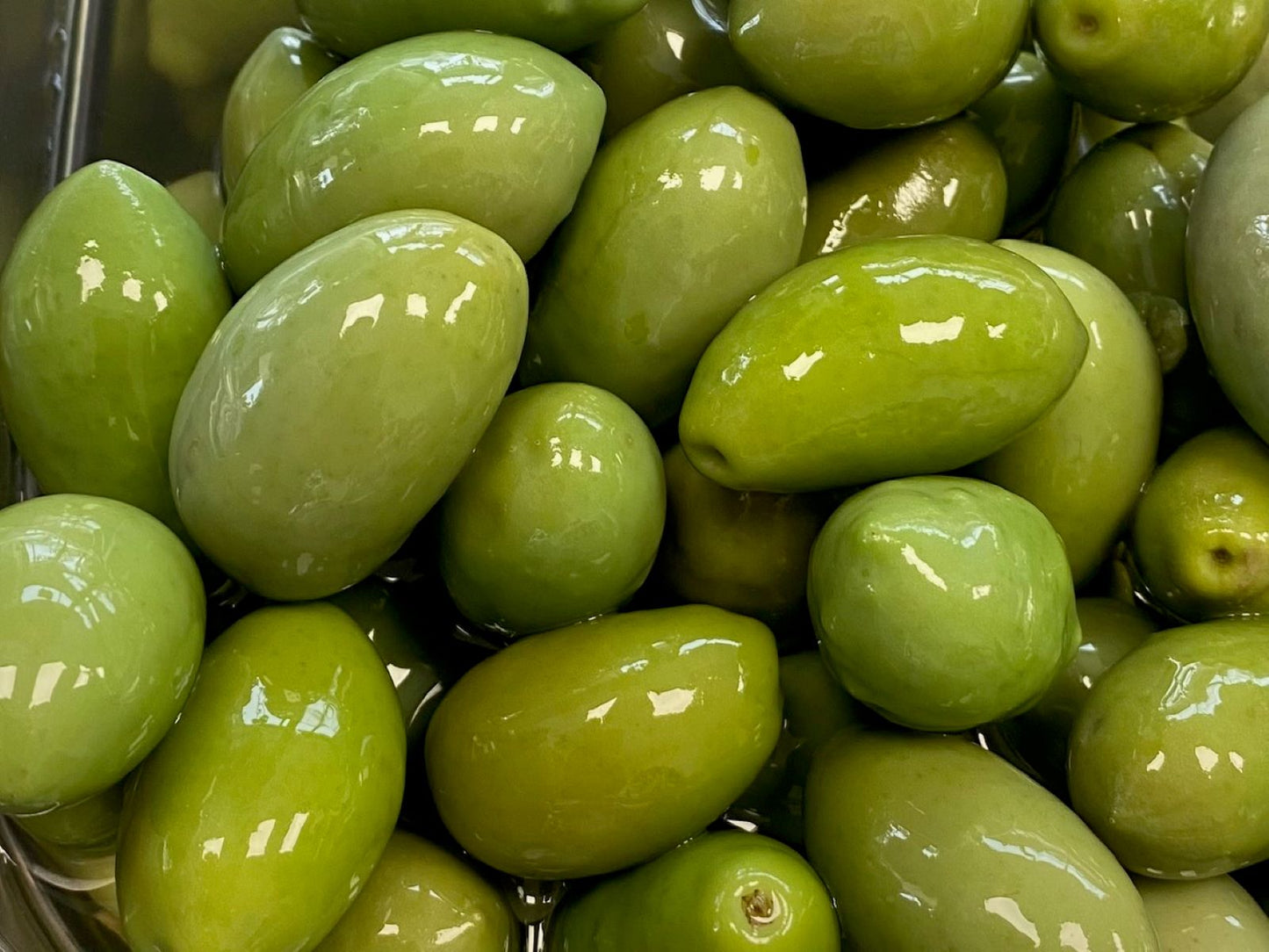 Cerignola Olives with pits