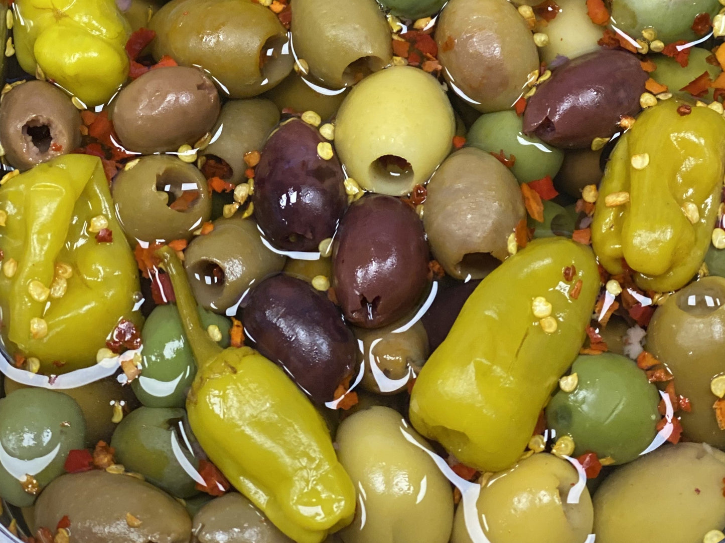 Pitted Spicy Mix Olives